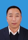 杨小龙
